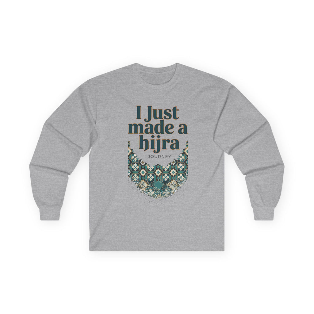 Islamic Unisex Long Sleeve Tee with Hijra Writings - SakinahWear 