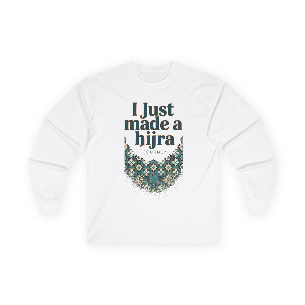 Islamic Unisex Long Sleeve Tee with Hijra Writings - SakinahWear 